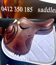 Load image into Gallery viewer, 2nd Hand Peter Horobin Stride Free Kanga Jump Saddle C120X
