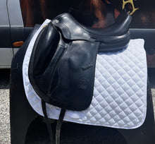 Load image into Gallery viewer, 2nd Hand Prestige D2 K Free Dressage Saddle C062X
