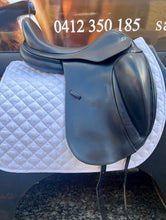 Load image into Gallery viewer, 2nd Hand Prestige Helen K Dressage Saddle C148X
